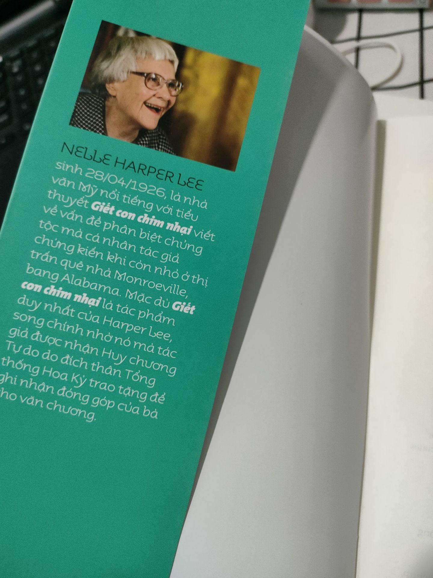 Hình ảnh chỉ mang tính chất minh họa..
Sách dày, ndung ổn áp, dễ hiểu. Cho 5 saoo. Shipper tận tình