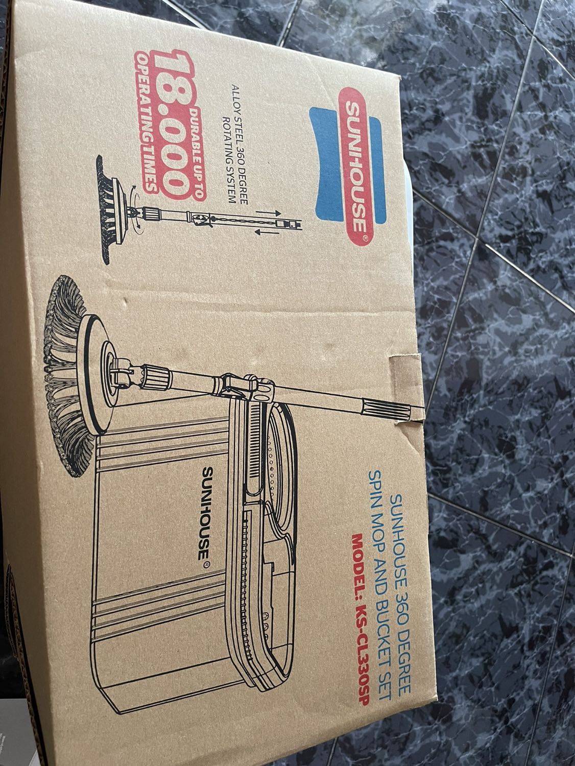 Đóng gói kỉ và gọn gàng , giao đủ chi tiết sản phẩm . Màu sắc rất đẹp và nhìn khá cứng cáp … giá hơi cao so với 1 vài nơi khác nhưng vì mình thích ưu điểm là giao rất nhanh . Cảm ơn tiki