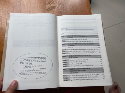 Một quyển sách hay cho bạn nào làm nghề viết! Rất đáng để tham khảo