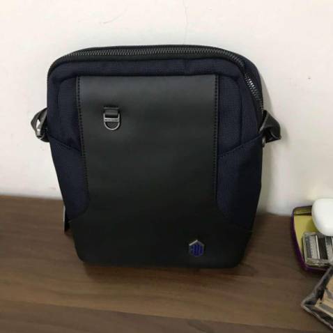 Túi đóng gói cẩn thận đẹp mê ly luôn shop tư vấn nhiệt tình nữa mãi ủng hộ shop tặng shop 5sao