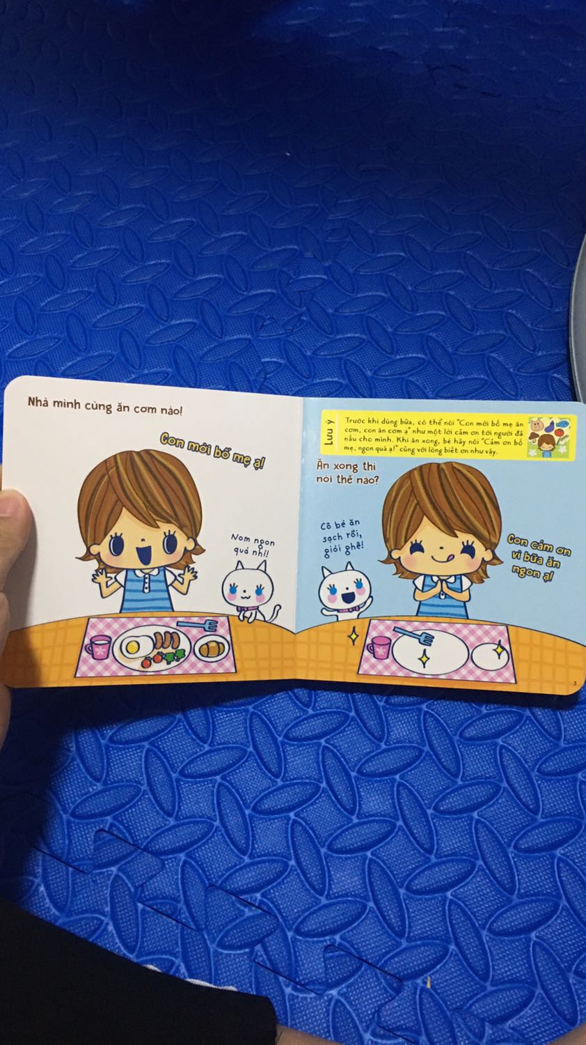 Sách khổ nhỏ. Bìa cứng, dày
In màu bắt mắt
Hình vẽ dễ thương
Nội dung hay
Vài trang có lật mở