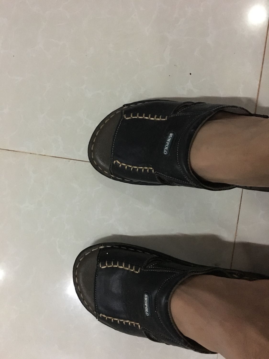 Sản phẩm tốt,bền đẹp,nhìn sang trọng,mọi thứ trên cả tuyệt vời. Sản phẩm tốt,bền đẹp,nhìn sang trọng,mọi thứ trên cả tuyệt vời.