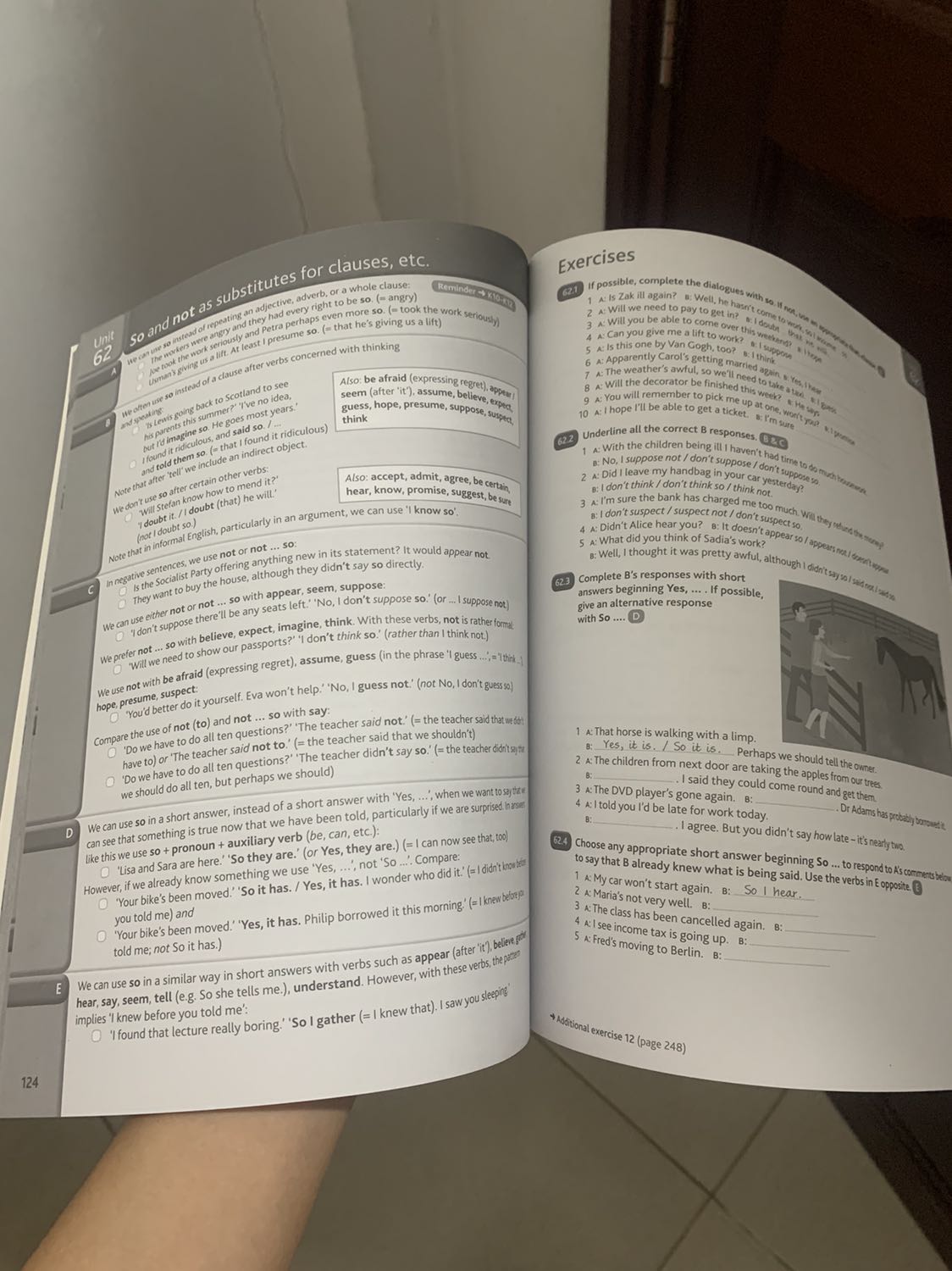 Giao hàng nhanh, cỡ 3 ngày là tới rồi (do mình ở xa). Chất lượng sách tốt, giấy không quá dày nhưng mình nghĩ cỡ vầy thì cũng oki rồi. Mình xem sơ qua mục lục thấy các đề mình kha khá giống cuốn intermediate, nhưng phần giải thích có phần sâu sắc hơn (nhiều chữ hơn). Đúng là sách này các bạn khá ngữ pháp rồi dùng thì hợp lí hơn, nếu các bạn ở trình độ thấp, nhìn vào thì ngộp lắm. Giao hàng nhanh, cỡ 3 ngày là tới rồi (do mình ở xa). Chất lượng sách tốt, giấy không quá dày nhưng mình nghĩ cỡ vầy thì cũng oki rồi. Mình xem sơ qua mục lục thấy các đề mình kha khá giống cuốn intermediate, nhưng phần giải thích có phần sâu sắc hơn (nhiều chữ hơn). Đúng là sách này các bạn khá ngữ pháp rồi dùng thì hợp lí hơn, nếu các bạn ở trình độ thấp, nhìn vào thì ngộp lắm.