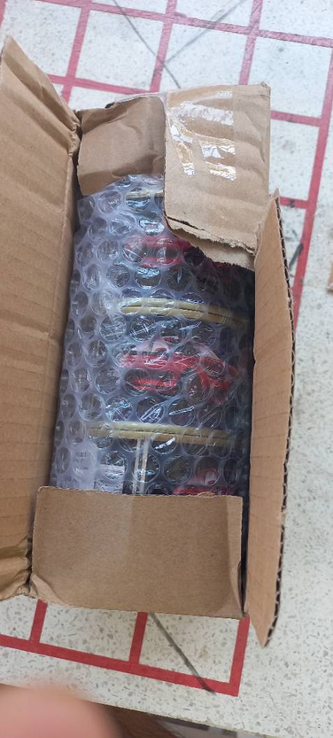 Hàng đúng mẫu nhân vien giao hàng hàng vui ve nhiet tình. Chat luong chờ sd