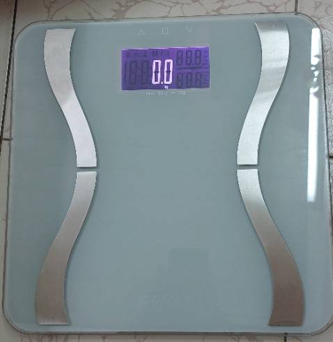 Kiểu dáng đẹp, nhưng tùy chỉnh hơi rối chút