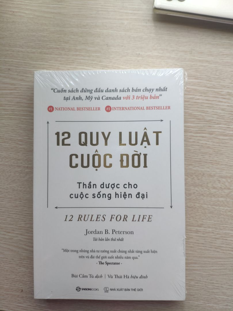 Về Giao hàng: Giao hàng nhanh
Về đóng gói: Tiki luôn tuyệt vời, gói đẹp
Về chất lượng sách: Tuyệt vời ông mặt trời
Về nội dung sách: toàn những tác phẩm bán chạy toàn cầu thì chất lượng không phải bàn.
Về giá cả: rẻ không tưởng

Xin cảm ơn TIKI ❤️❤️❤️