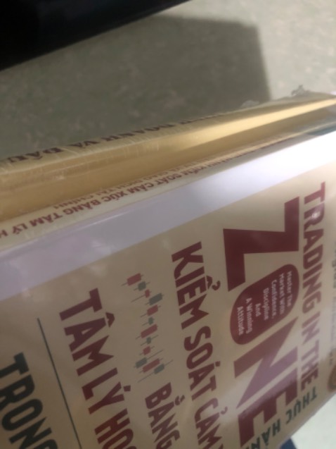 Sách kiểu phô tô giấy đẹp thui. Nói chung là ko đạt yêu cầu như sách gốc. Nội dung sách thì dịch lại nên ko có gì nói