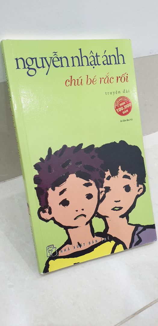 truyện của Nguyễn Nhật Ánh trên Tiki bao giờ cũng làm mình hài lòng.Chất lượng giấy tốt,sách mua về còn mới tinh,ko bị bong tróc ở gáy như mua ở mấy chỗ khác và còn dc bọc nữa.Quá  tuyệt vời lun