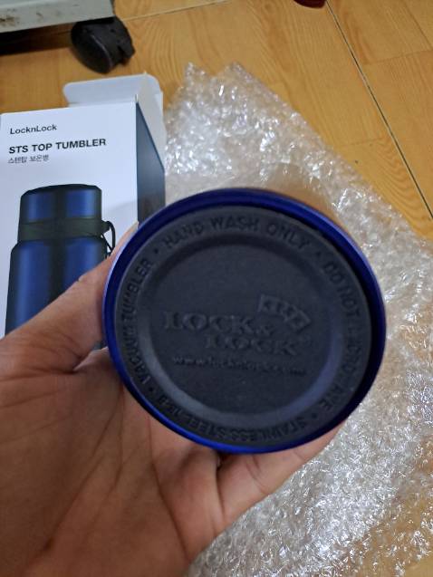 Đóng gói cẩn thận, hàng đẹp như quảng cáo, chưa dùng mà đã ưng ý rồi.