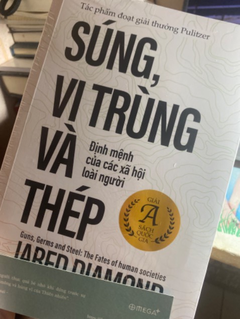 Giao hàng nhanh, bọc sách kĩ càng. Nội dung mình chưa đọc nên chưa có nhận xét nhưng chắc sẽ thú vị lắm