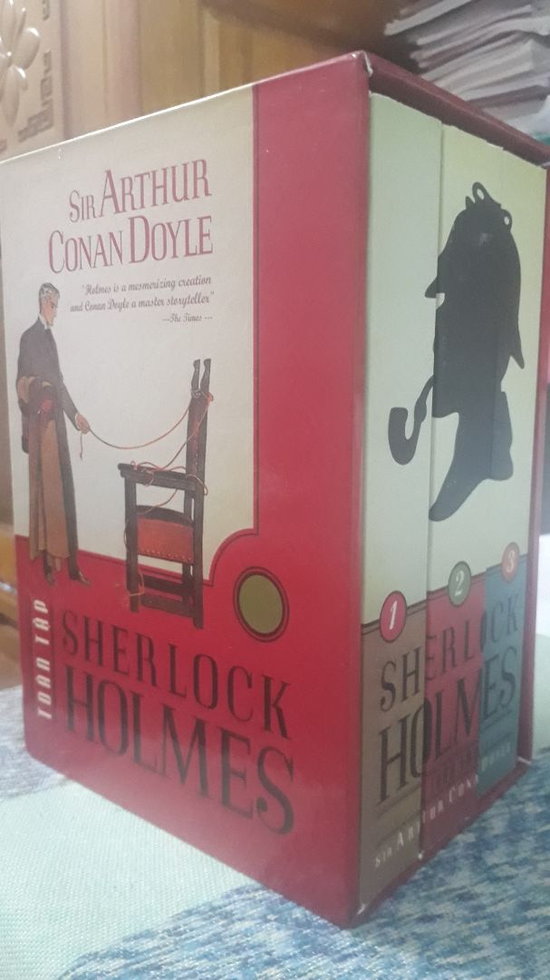 Đóng gói tốt, ngươi giao hàng thân thiện, thời gian giao sớm hơn dự kiến 1 ngày, bìa đẹp, nhóm dịch rất có tâm.
May mà giao hôm nay, thứ hai lại bận rồi.