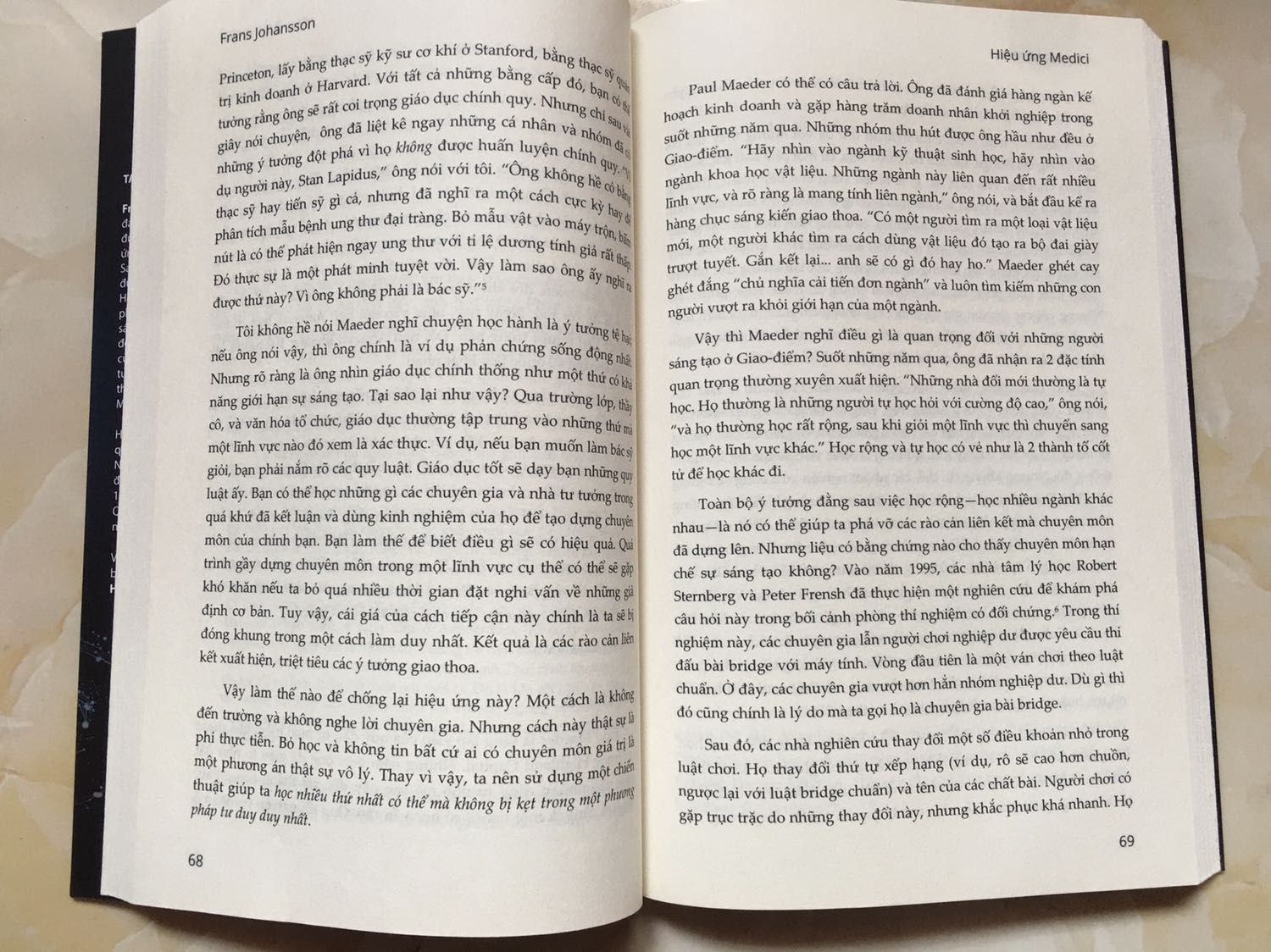 Đây dường như là câu trả lời cho mọi câu hỏi!
Thật biết ơn khi mình biết đến và có cơ hội đọc cuốn sách này, cuốn cẩm nang cho mọi vấn đề và hẳn rằng nó đã mở ra một cửa sổ mới cho bản thân mình - con người đang quá mung lung với nhiều thứ.