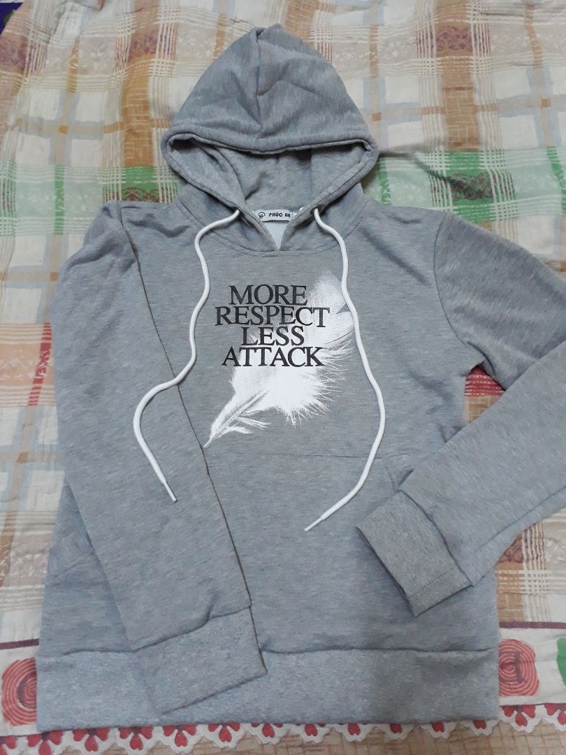 Cực kỳ thích!!! Áo y chang hình quảng cáo, mặc vừa người, ấm lắm. Đáng đồng tiền