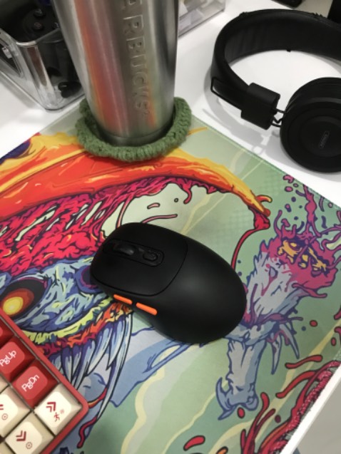 Sản phẩm đẹp tuy nhiên kết nối cả dongle và Bluetooth đều không ổn định