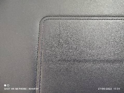 sản phẩm khá tốt. mặt sau có vết xước nhưng vẫn cho 5 sao vì thái độ phục vụ nhiệt tình của shop. mình đặt mua 15,5inch nhưng ko vừa với laptop 15,5inch, chắc kích thước của túi tính luôn viền. có liên hệ đổi lại túi 16inch, shop vẫn cho đổi, ship còn nhanh hơn tiki. thank shop 😍