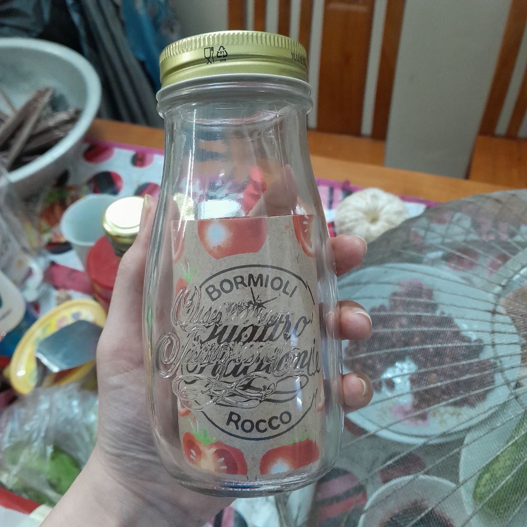 Chai đẹp, dày, chính hãng, tiki giao rất nhanh