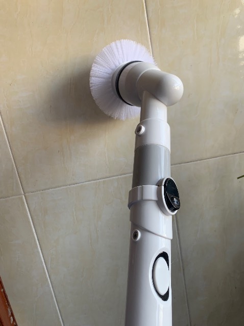 Shop đóng gói hàng cẩn thận, giá của shop rẻ hơn những shop khác, may nhờ shop tư vấn mình mua được chổi điện xịn sò lắm! Chổi của mình mầu xám trắng  là hàng cao cấp nhé. Chúc shop luôn mạnh khoẻ, bán đắt hàng nhé!