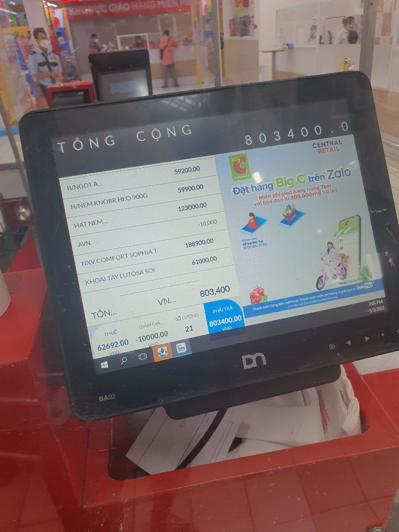 tủ hôi mùi nhựa, ko chắc chắn, giao hàng chậm./.