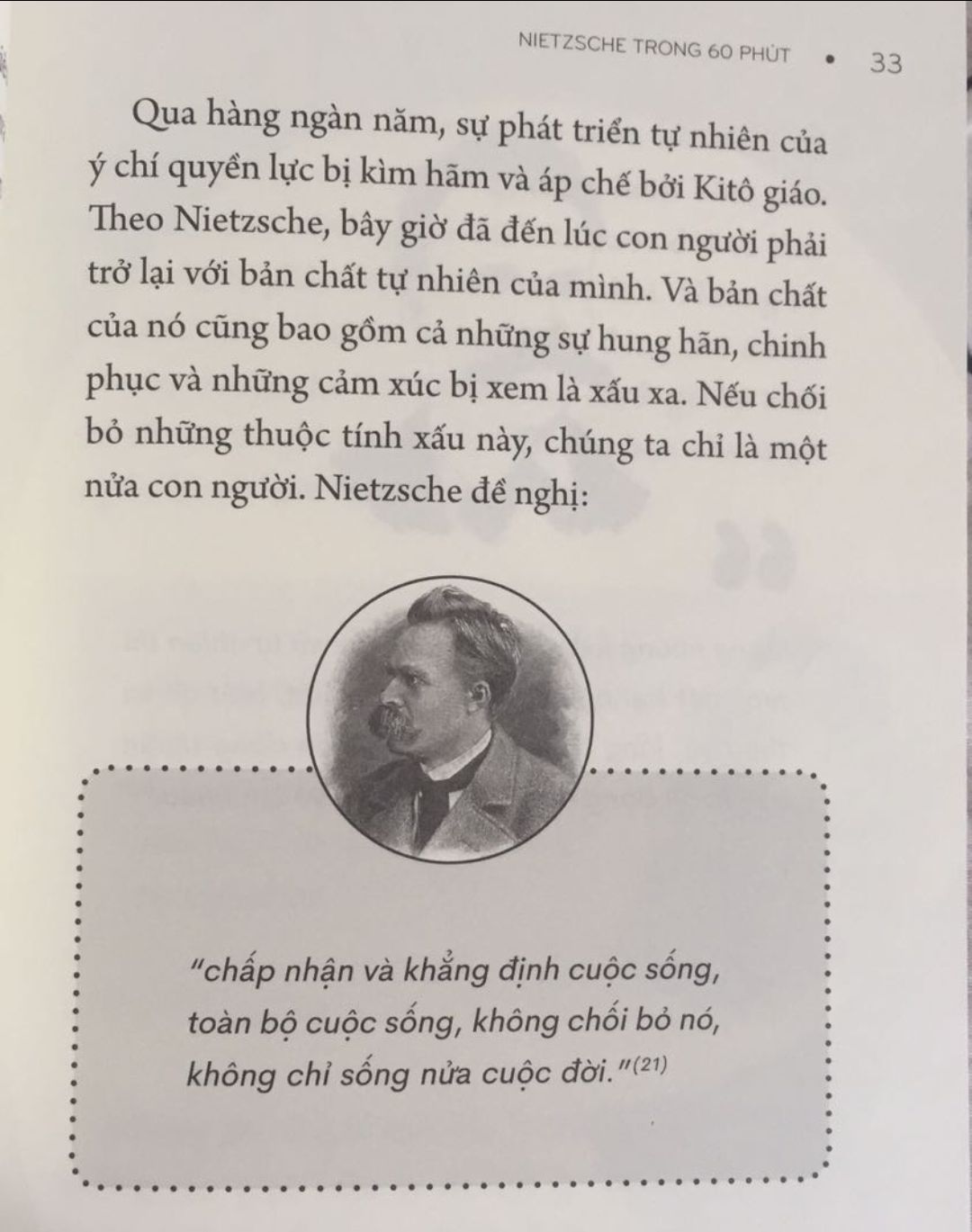 Giao đúng hàng và nhanh, gói cẩn thận lắm, hàng nhìn được mới nguyên nên mình hài lòng. Đây chỉ là cuốn khái lược nên tóm tắt rất súc tích, tuy nhiên mình vẫn mong được giải thích kỹ hơn (1 chút thôi) để hiểu về thêm về suy nghĩ sâu của Nietzsche