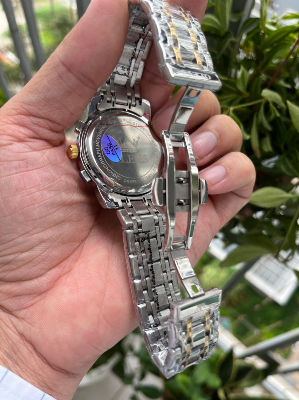 Đồng hồ chính hãng ,  mẫu mã sang trọng đúng như mô tả, đeo chắc tay và rất thoải mái.
Đóng gói cẩn thận, giao hàng nhanh. Mình mua hang trên Tiki rất yên tâm về chất lượng và thái độ phục vụ . Sẽ tiếp tục ủng hộ shop và tiki. Thanks!
