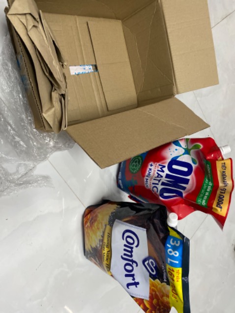 Thông tin mua hàng có khuyến mãi viên tẩy nhưng giao hàng lại ko có. Tiền ship đắt hơn trước nhiều (gần 70k) nhưng thấy có viên tẩy cũng đành mua xem như tốn tiền mua viên tẩy nhưng rốt cuộc ko có gì. Phải đánh giá đơn tệ