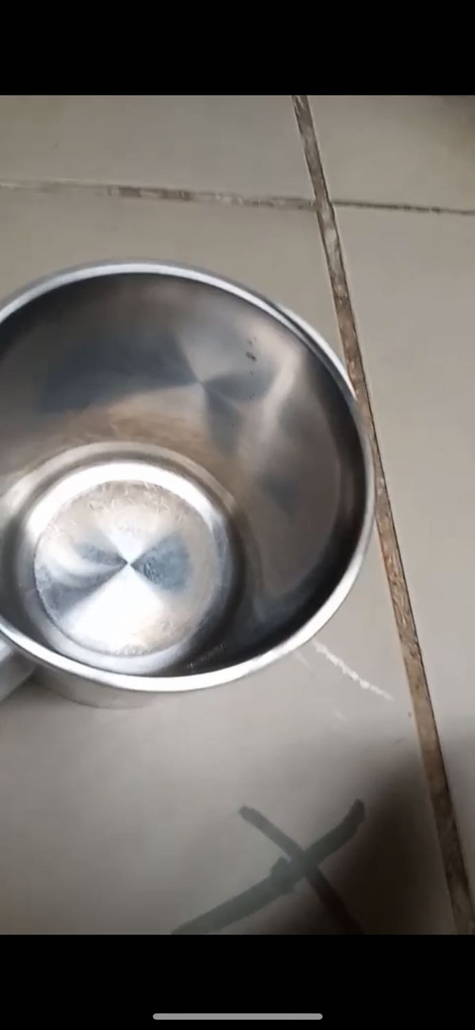 Đây là máy thứ 2 đặt hàng, lần này đặt cho người nhà mà chất lượng quá kém, nấu có 2 lần mà bị xỉn màu nồi như hàng cũ, yêu cầu tiki  đổi hàng hàng khác. Quá thất vọng với chất lượng như thế này.