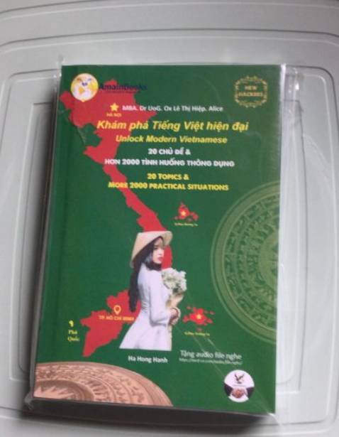 This book is wonderful. Absolutely easy to work with with just the book. I learned so much Vietnam language within three hours of just practice on my own. Since this is an Integrated book. 
This can be used in self study. This is my third self-taught language. So please understand that I know what I'm saying.