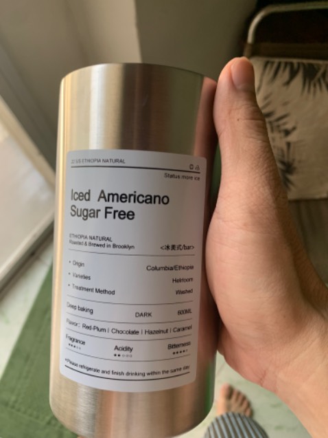 Lớp cách nhiệt không tốt. Không biết là do cá biệt hay sản phẩm nào cũng bị