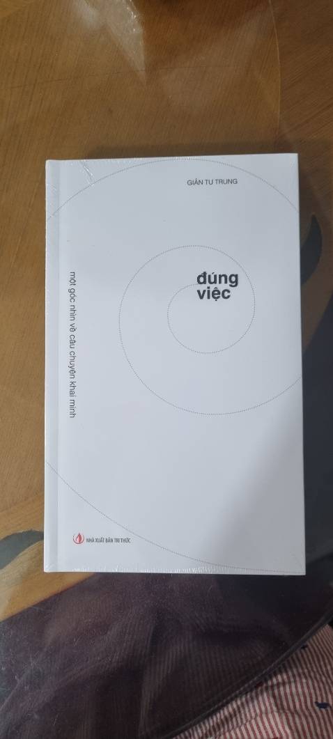 Sách đẹp không ngờ. Tiki vẫn giao hàng nhanh và chu đáo như mọi lần