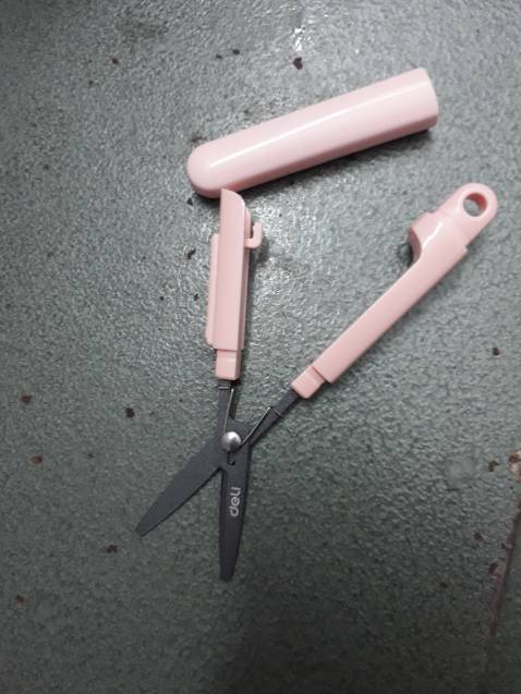 Kéo tốt, tiện dụng, đẹp như hình