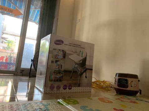 Ghế xinh quá, rất ưng, ghế ăn vừa vặn, tiện lợi có thể tách làm bàn học, mua 1 mà được tận 4, shop tư vấn rất nhiệt tình quá ư là hài lòng Ghế xinh quá, rất ưng, ghế ăn vừa vặn, tiện lợi có thể tách làm bàn học, mua 1 mà được tận 4, shop tư vấn rất nhiệt tình quá ư là hài lòng