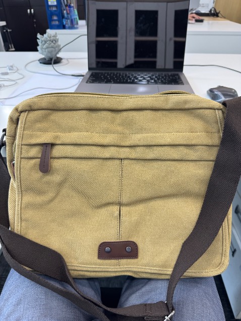 màu thực tế khác xa trong ảnh quảng cáo