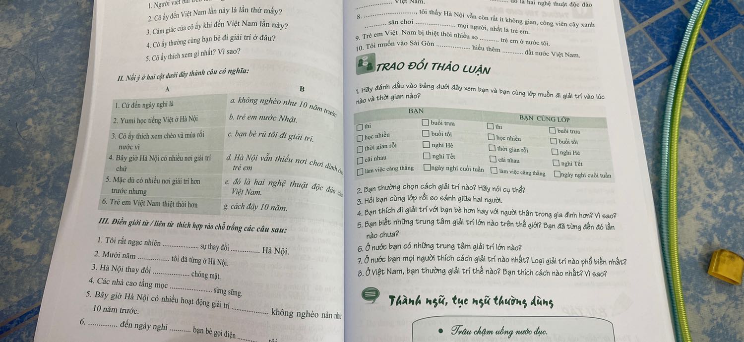 Sách hay, nội dung phong phú, nhiều hoạt động cho người học