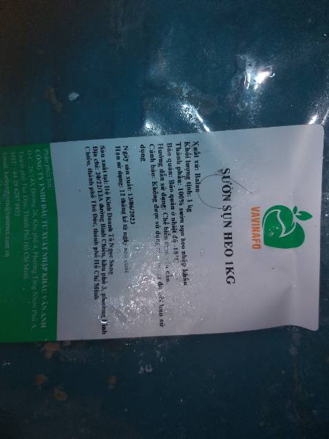 Thịt ngon, nhãn mác ngày sản xuất và hạn sử dụng đầy đủ 👍