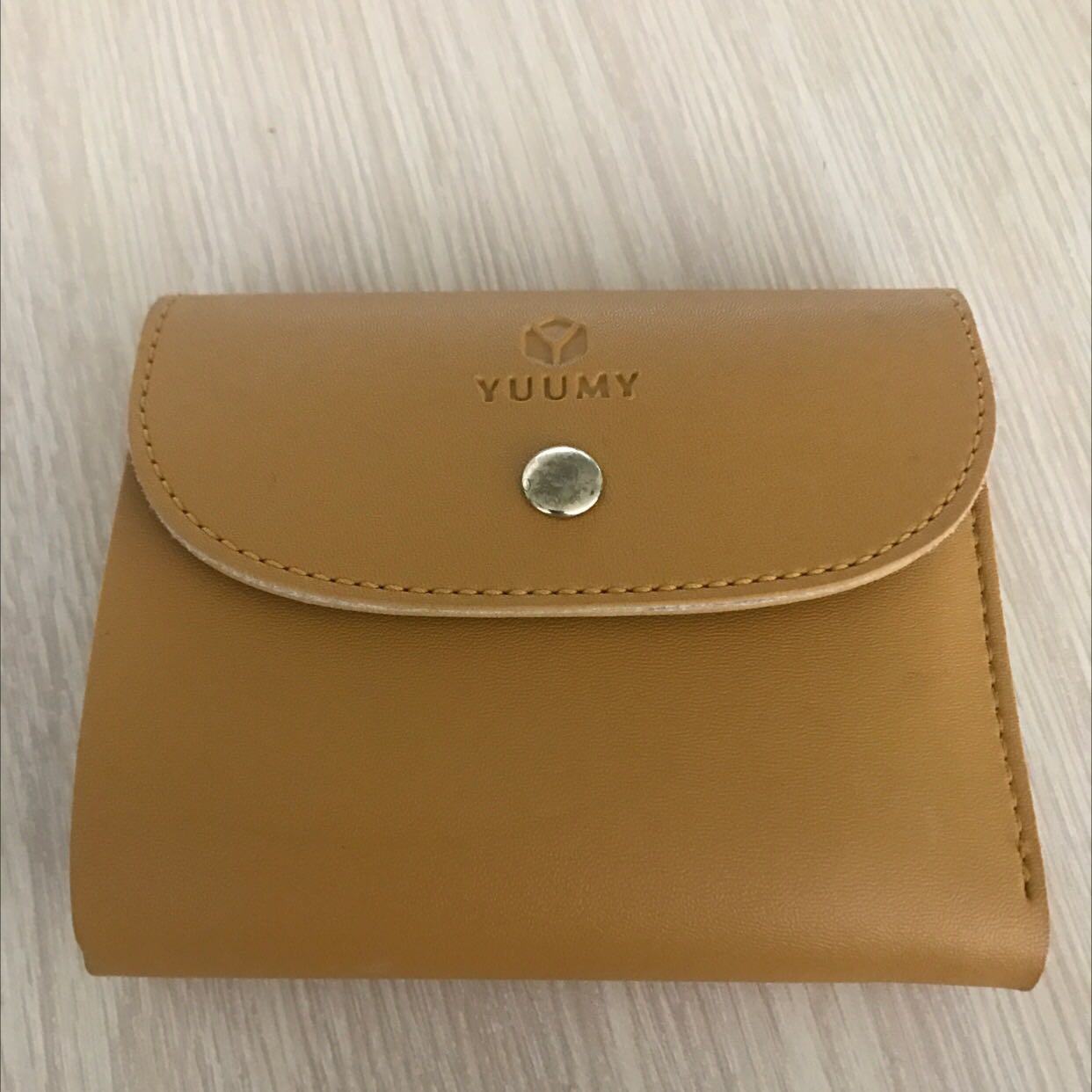 Ví nhỏ nhỏ, xinh xinh, nói chung cũng tạm dc