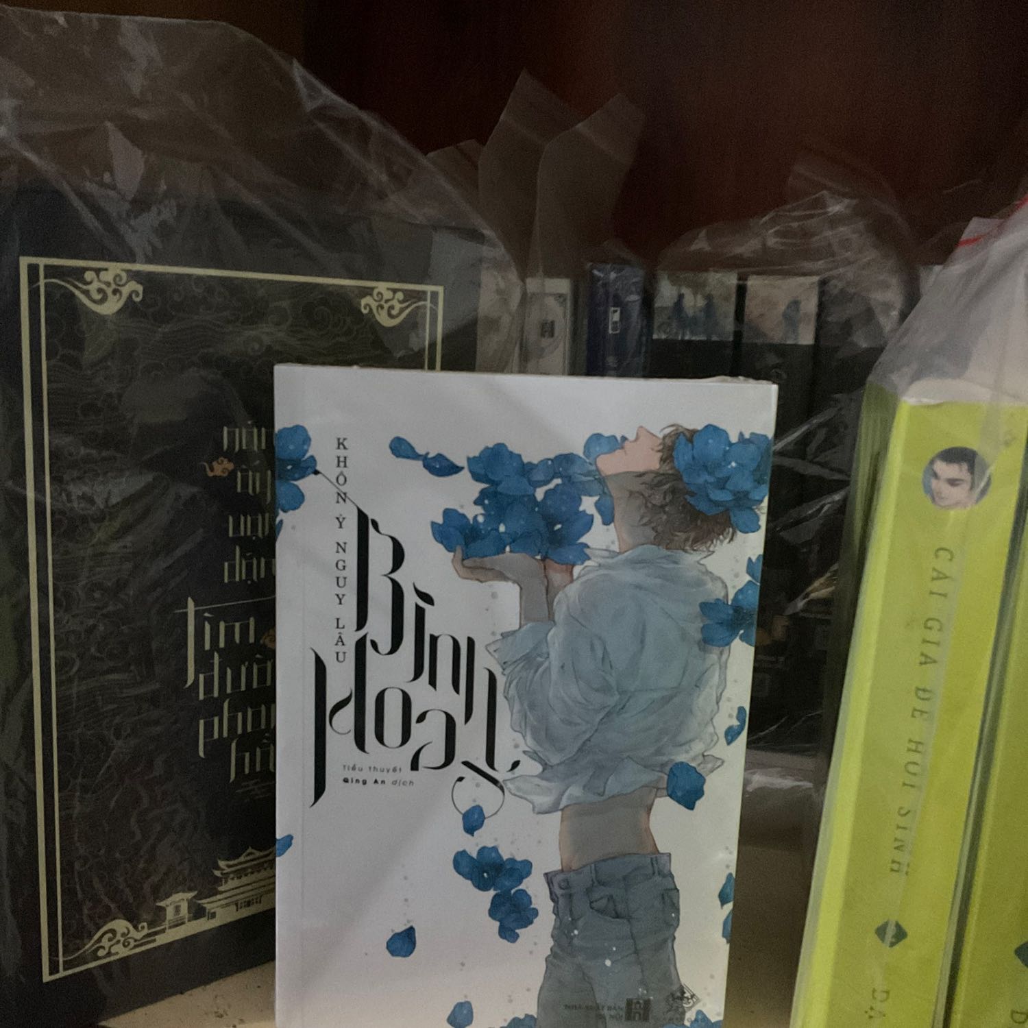 Nghe nói sách hay nên mua về
Gặp dịp giá tốt nữa
Nói chung là cảm ơn shop nhiều, cảm ơn tiki
Cảm ơn bố mẹ đã sinh ra con để con săn sale và đọc sách ☺️☺️☺️