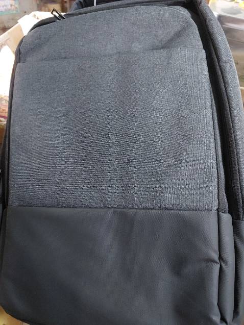 Quản cáo hàng có thương hiệu mà khi nhận hàng ko có thương hiệu gì hết quá tệ