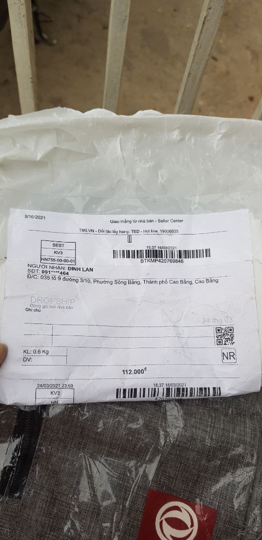 mua số lượng 2, giao có 1 cái.tiki xem lại hộ như thế nào, đơn hàng chuyển quá lâu, thanh toán tiền xong kiểm tra hàng thiếu 1 sản phẩm. quá thất vọng , gủi ngay bù 1 sp đi. có e sip làm chứng nhưng e ấy bảo đã gạch đơn nên ko trả lại tiền được.chán kinh