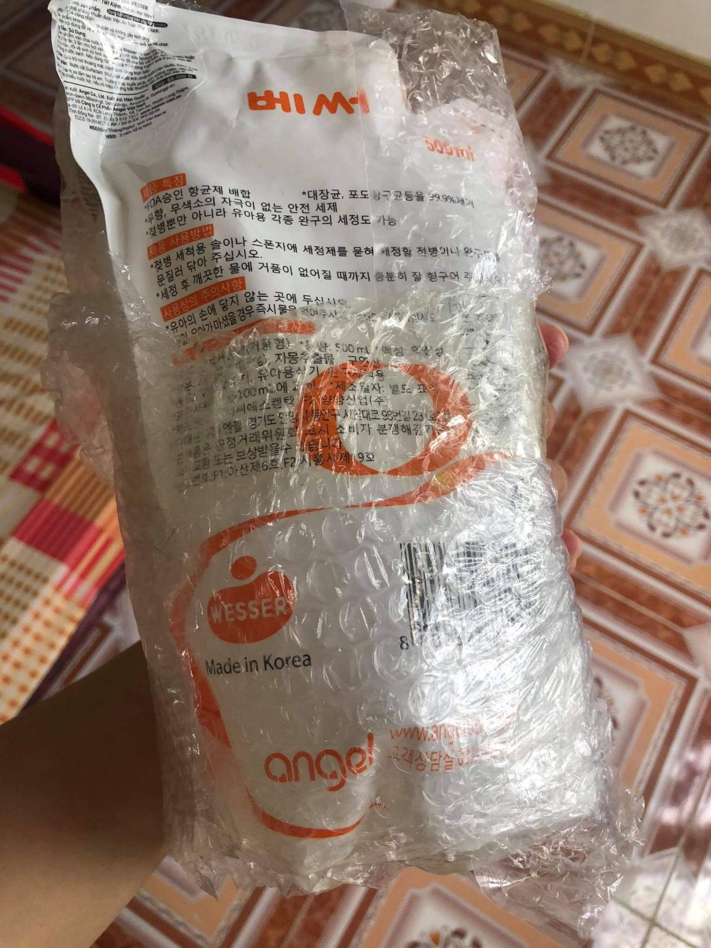 đóng gói sản phẩm chắc chắn, nhận hàng nguyên vẹn, hàng chính hãng đóng gói sản phẩm chắc chắn, nhận hàng nguyên vẹn, hàng chính hãng