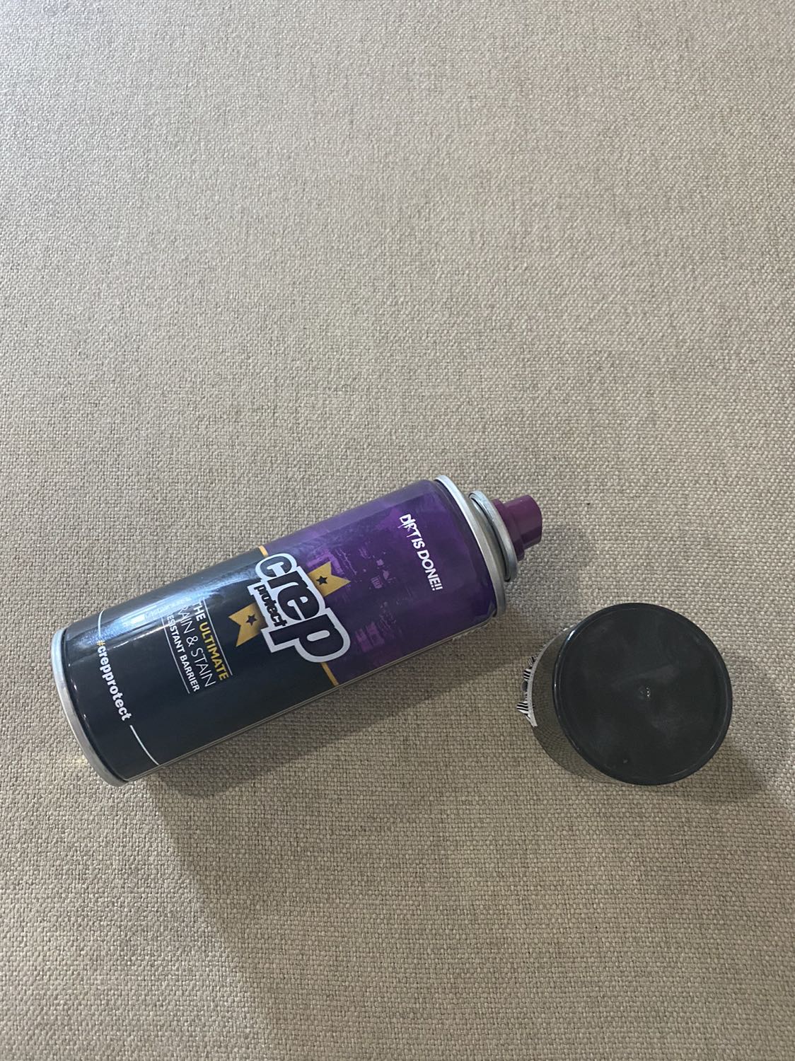 Bình xịt mở ra bị xì chảy tung toé, dụng dịch bị chảy hết r ngoài, liên hệ cty thì nói liêm hệ qua tiki hỗ trợ, tiki trả lời đã quá 48 tiếng nên không làm gì được hơn, nói chung là mua sản phẩm này coi như mất tiền oan, dịch vụ của công ty lẫn tiki đều không có tác dụng gì

Hazzi