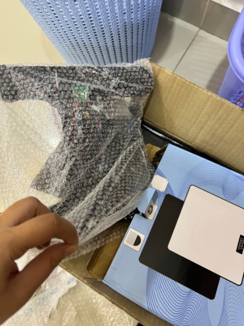 Đóng hàng kỹ nhưng chưa đủ, sản phẩm bị bể nát sau khi nhận