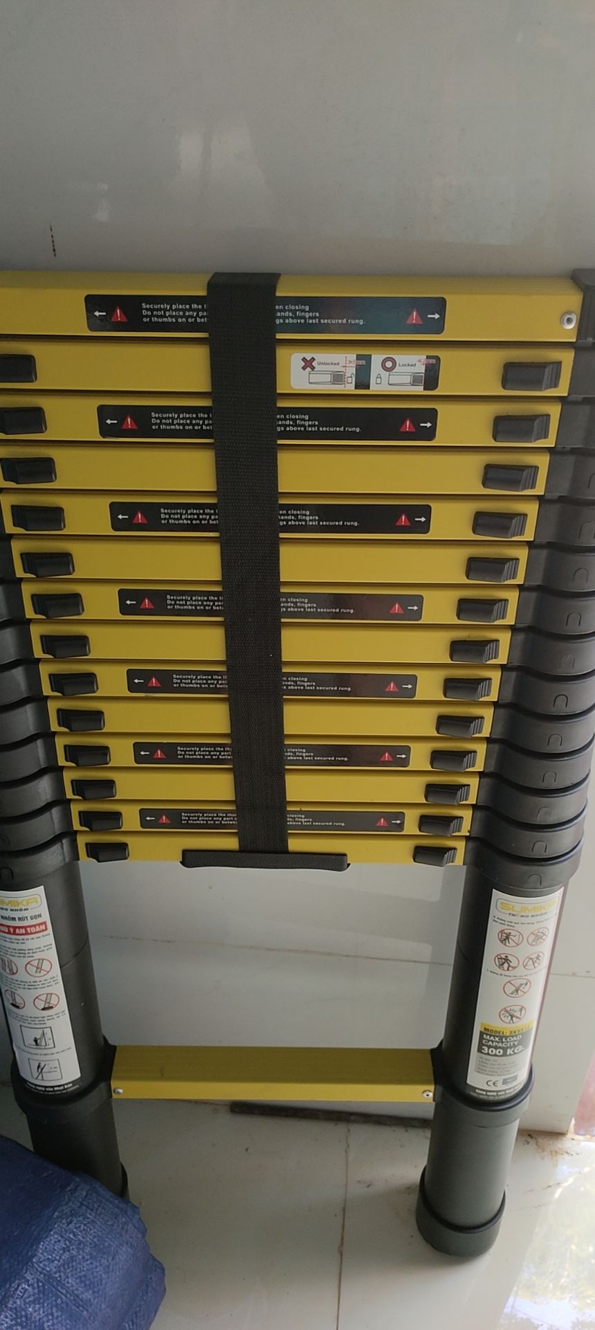 thang nhôm 5.1 m leo cao thực tế 3.5 m .Lẽo cao hơn nữa thang không an toàn.có hơn không có nhé.thu gọn dễ dàng cất giữ trong nhà.shop giao hàng nhanh chóng uy tín.