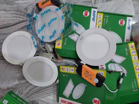 Giao hang nhanh đóng gói can thận.  Sản phẩm chất lượng .hài lòng . Giao hang nhanh đóng gói can thận.  Sản phẩm chất lượng .hài lòng .