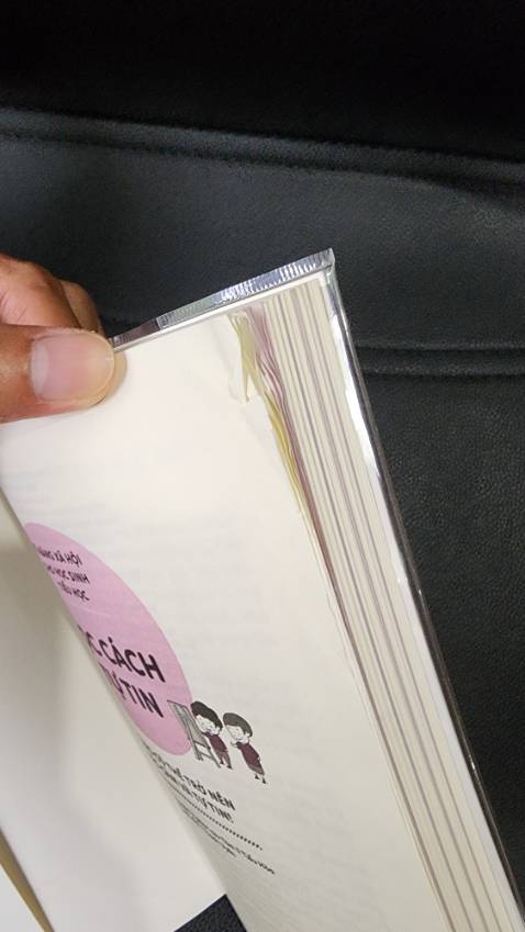 Chất lượng sách không ổn !!!
Việc liên hệ Tiki trả lại đơn hàng hoặc đổi trả sản phẩm khiến mình mất thời gian
Mong Tiki thay chú ý đảm bảo quyền lợi khách hàng !!!