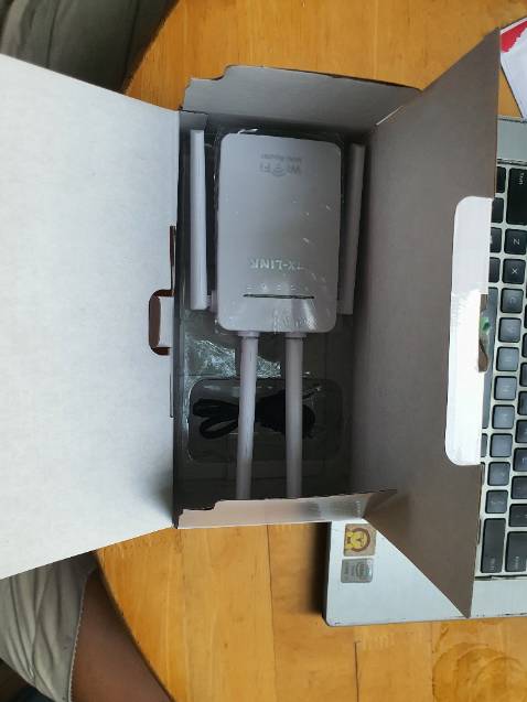 Sản phẩm bắt sóng rất yếu, các chỉ số đo đều kém, ping cao, không như kì vọng và quảng cáo. Sản phẩm bắt sóng rất yếu, các chỉ số đo đều kém, ping cao, không như kì vọng và quảng cáo.