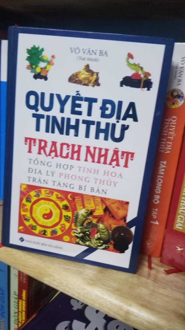 sản phẩm đẹp như hình, giao hàng tương đối nhanh, nội dung hữu ích, phải cần nghiên cứu thêm để hiểu rõ hơn nội dung, ứng dụng thực tế xem ngày giờ ok