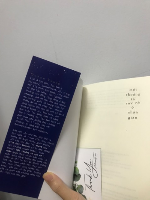Giao hàng nhanh. Sách đặt hôm trước hôm sau là có rồi
. Hộp giấy có để giấy cho kín hộp đỡ sốc nè.
Cuốn này đặt chung với Yêu những đều không hoàn hảo mà cuốn này có hơi trầy nhẹ mép sách á.
Còn lại ổn áp Giao hàng nhanh. Sách đặt hôm trước hôm sau là có rồi
. Hộp giấy có để giấy cho kín hộp đỡ sốc nè.
Cuốn này đặt chung với Yêu những đều không hoàn hảo mà cuốn này có hơi trầy nhẹ mép sách á.
Còn lại ổn áp
