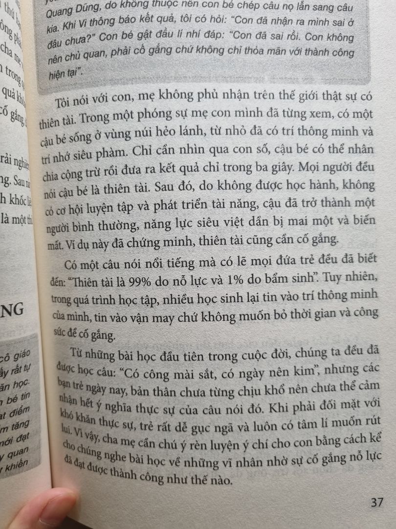 Sách nội dung được, mang tính chất tham khảo tạm ổn. Trang giấy vàng, giòn, dễ rách.