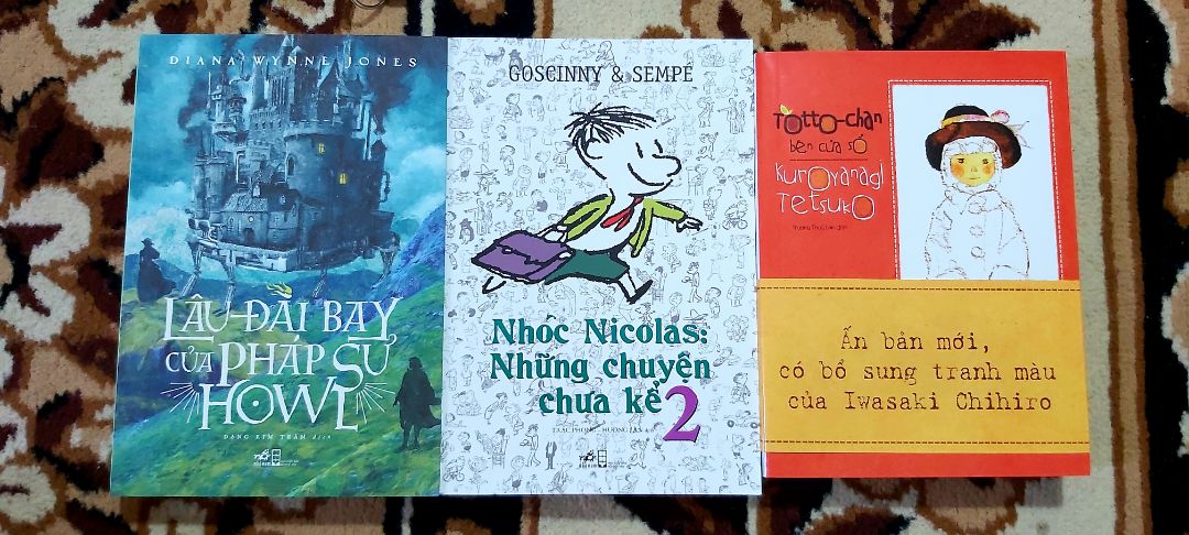 Mình đã xem phim, đã đọc tập 1 về câu nhóc này và quyết định mua tiếp tập 2, sắp tới là tập 3... 😋. Nội dung sách thú vị, hình thức đơn giản và ngộ nghĩnh. Giá tiền hợp lý. Dù đang trong giai đoạn cách ly nhưng dịch vụ Tiki đảm bảo vẫn giao hàng đúng hẹn. Nhân viên Tiki thân thiện và nhắc KH thực hiện 5k trong mùa dịch. Thanks!