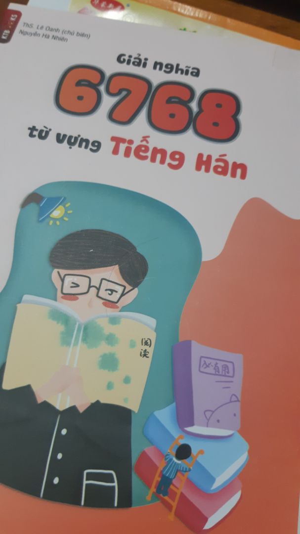 dịch nên giao trễ, nhưng bù lại hộp đóng gói chắc, k hư hại gì, sách siu đẹp, chất lượng lắm, giấy in tốt, k lem, bút viết ra mực sau đó phai đi, rất tốt. Nói chung là ưng lắm. Mong shop tiếp tục duy trì và phát triển chất lượng.